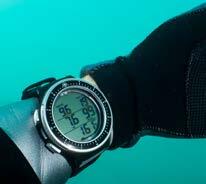 montre ordinateur Aqua Lung sur poignet